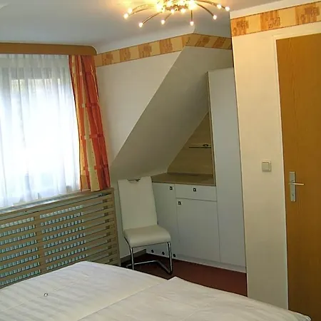 Bed & Breakfast Fruehstueckspension Leopold Janu Senftenberg