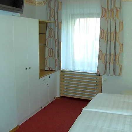 Fruehstueckspension Leopold Janu Bed & Breakfast Senftenberg