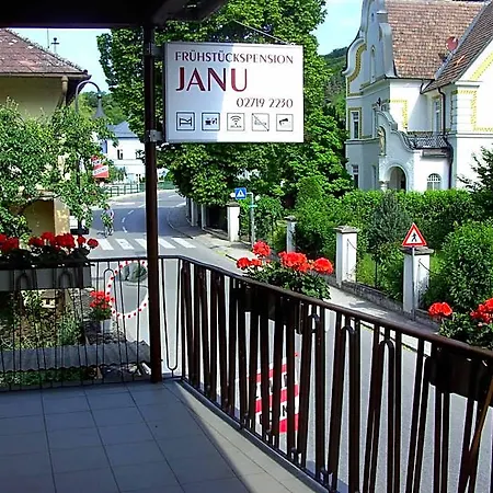 Fruehstueckspension Leopold Janu 3*