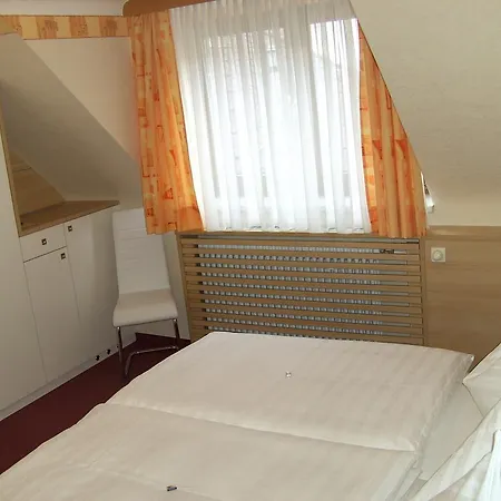 Fruehstueckspension Leopold Janu Bed & Breakfast Senftenberg