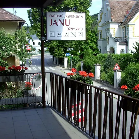 Fruehstueckspension Leopold Janu Bed & Breakfast