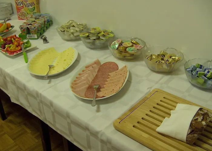 Fruehstueckspension Leopold Janu 3* Senftenberg