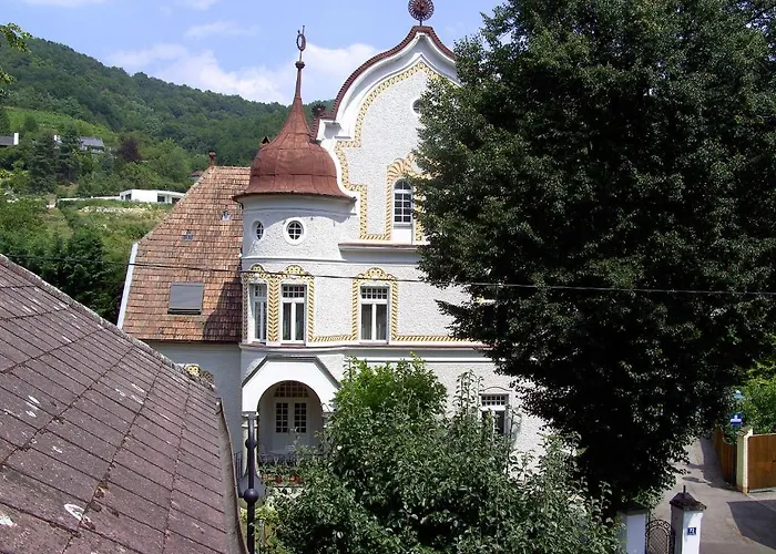 Nocleg ze śniadaniem Fruehstueckspension Leopold Janu 3*