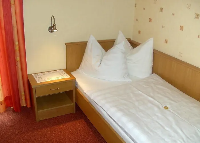 Nocleg ze śniadaniem Fruehstueckspension Leopold Janu