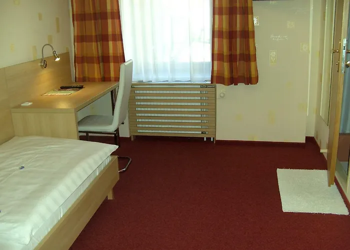 Fruehstueckspension Leopold Janu